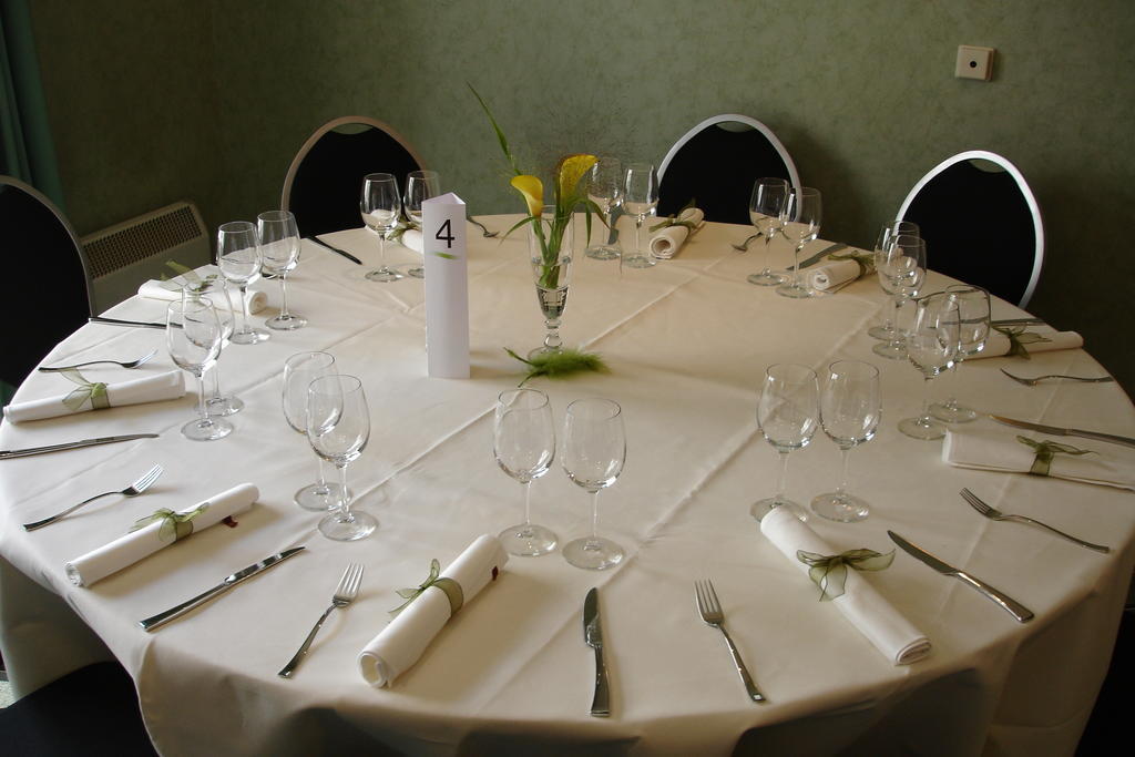 Greenpark Hotel Sint-Pieters-Leeuw Esterno foto